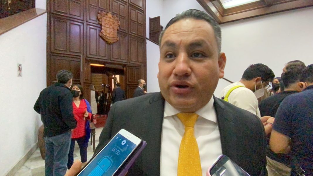 VICTOR MANRIQUEZ PRD