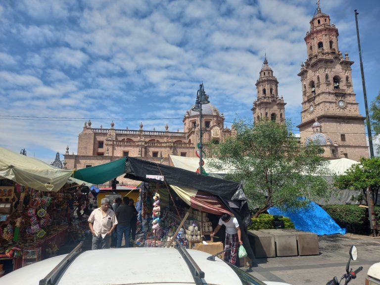 Anticipa Bedolla apoyo a alcalde, en su actuar contra el «tianguis» con el FNLS