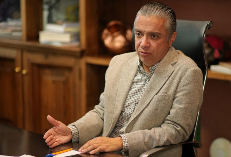 En el Buen Fin habrá condonación de multas en refrendos y renovación de licencias extemporáneas: Luis Navarro
