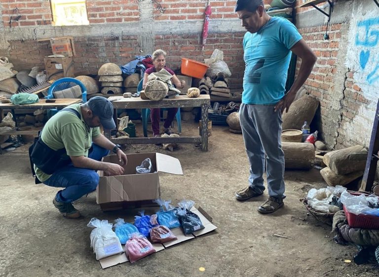 Unión de artesanos michoacanos respalda el Plan Michoacán por la Paz y la Justicia