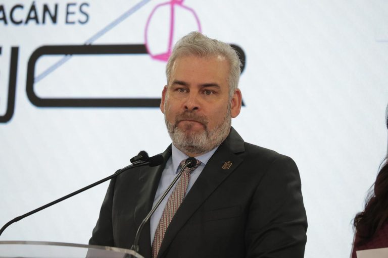 Asegurados los pagos de finales de año para los sectores educativos y de salud en el estado: Bedolla