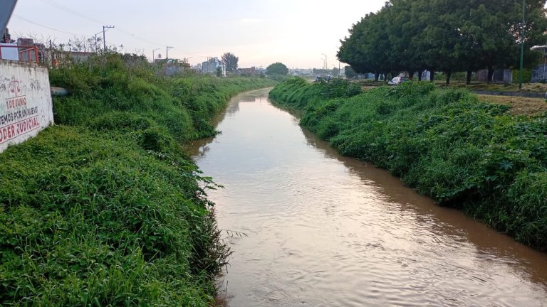 Supervisan niveles de ríos y brindan atención a zonas afectadas por lluvias