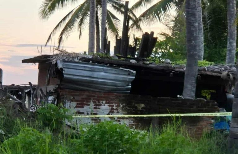Hallan muerto a un hombre en una choza de Barra de Pichi