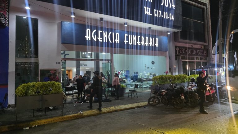 Suman dos fallecidos tras ataque en recinto funerario de Zamora