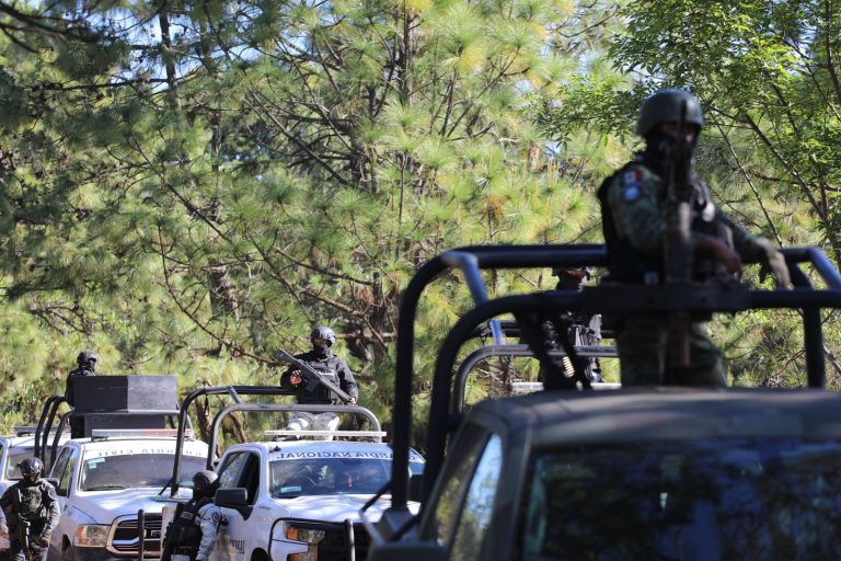 Más de 150 elementos de fuerzas estatales y federales resguardan Uruapan: SSP