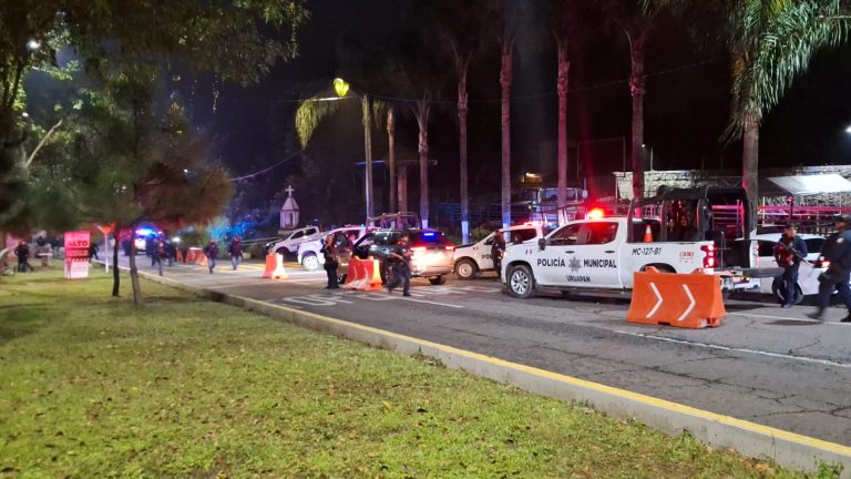 Criminales en moto atacan filtro de la Policía Municipal en Zumpimito, Uruapan