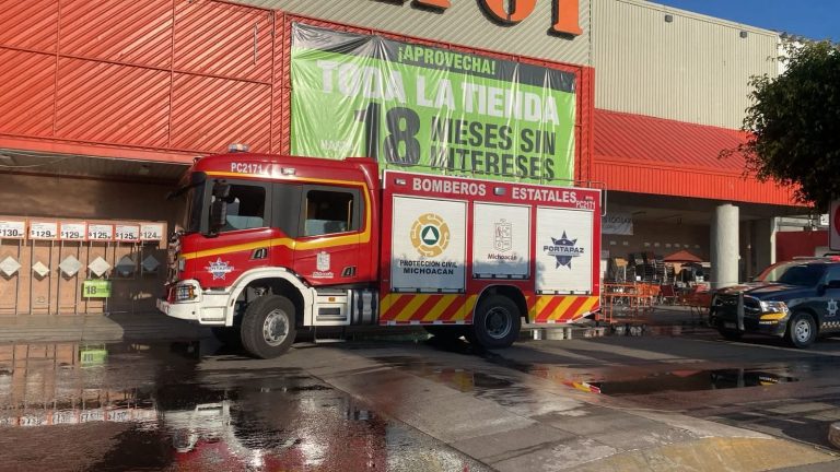 Se registra conato de incendio dentro de Home Depot La Huerta, en Morelia 