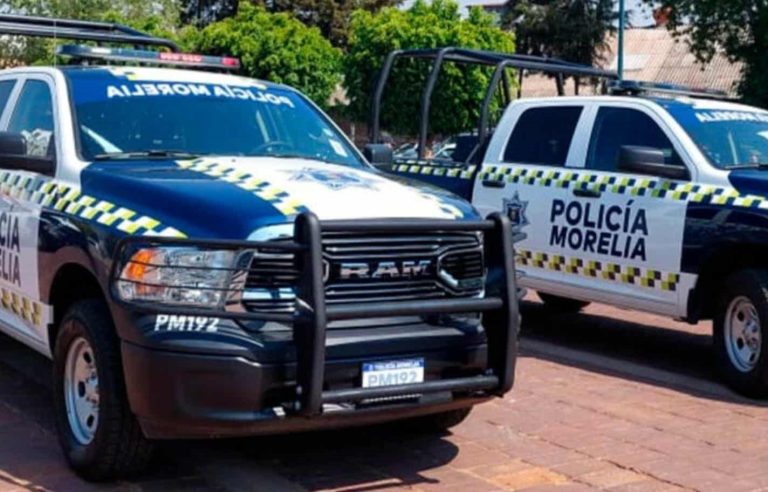 Sujetos en moto asaltan a cuentahabiente en Bosque Camelinas, de Morelia