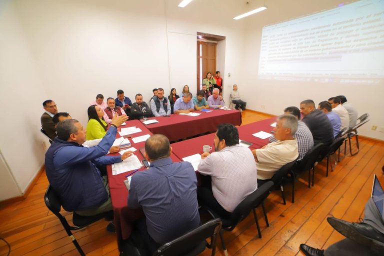 Legislar también es respaldar las luchas sindicales y de grupos sociales: JC Barragán