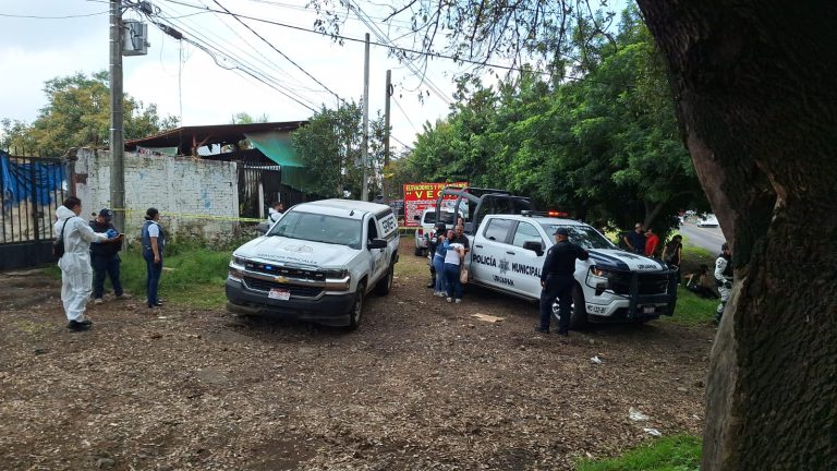 Hombre es ejecutado a balazos en un negocio, sobre la carretera «libre» Uruapan-Pátzcuaro