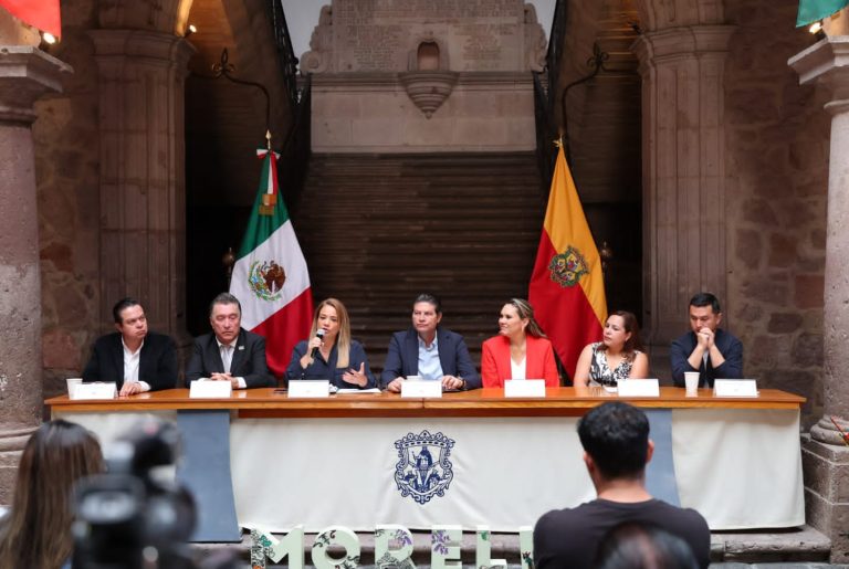 Presenta alcalde temporada de festivales de Morelia