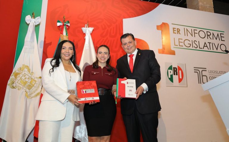 Bancada mínima del PRI crítica al gobierno y admite su propio desgaste