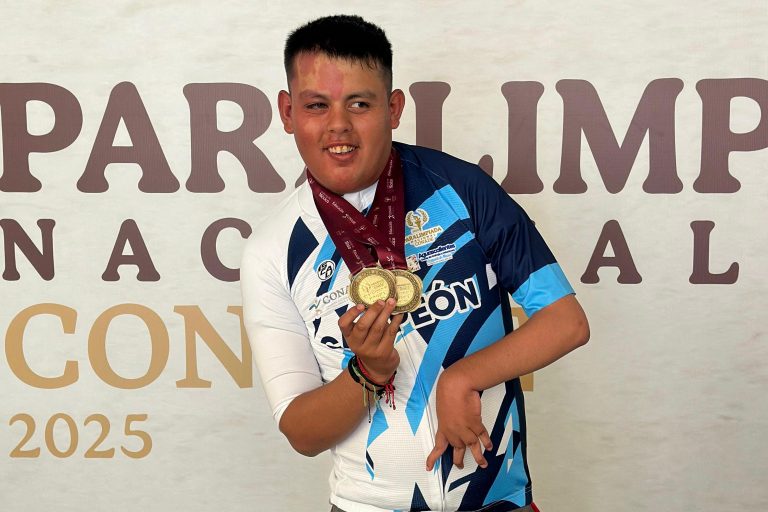 Paraciclista michoacano se corona bicampeón en Paralimpiada Nacional