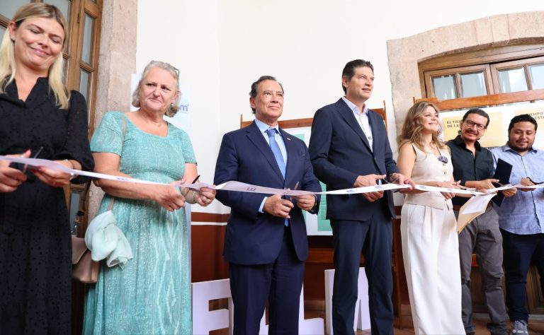 Inauguran exposición dedicada a José Saramago, en el marco de la FILLM 2025