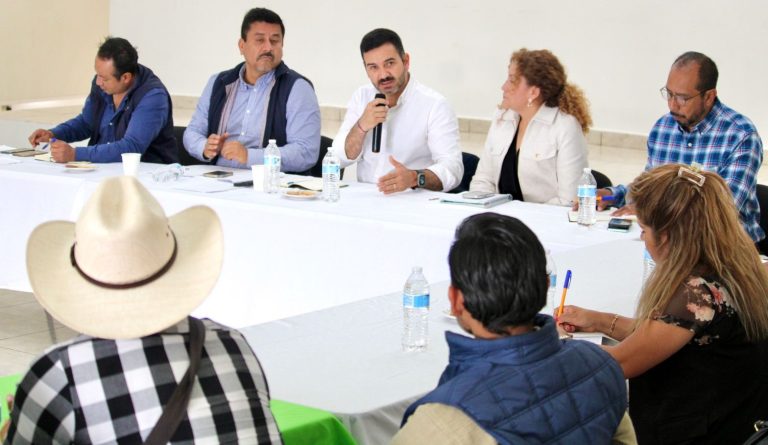Estrechan comunicación con jefes de tenencia para avanzar en desarrollo de zona rural
