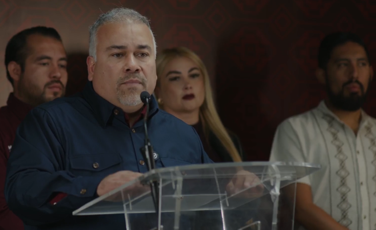 Líder de Morena dice que en el PAN son “corruptos, sinvergüenzas y cínicos”