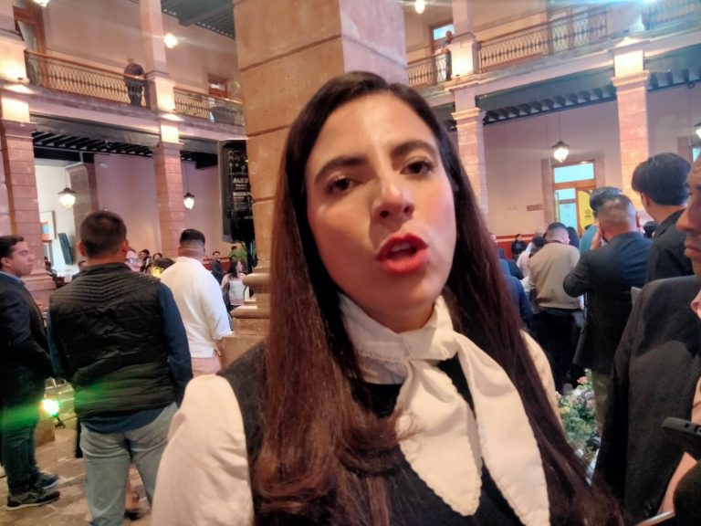 Bugarini exige respeto y orden tras acalorada sesión en el Congreso michoacano