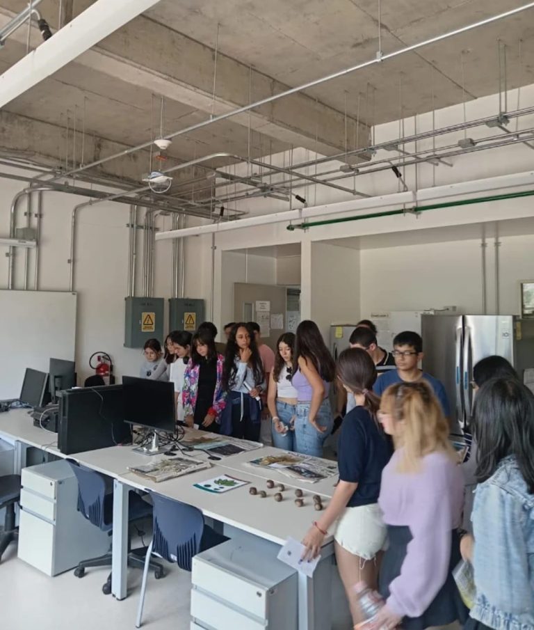 Celebran 55 años de Preparatoria Rector Hidalgo