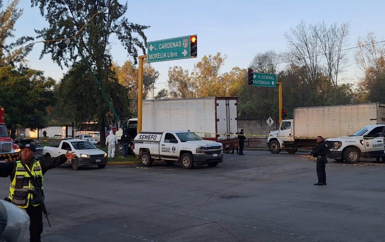 Transportista es ultimado a balazos, en el Libramiento Oriente de Uruapan 
