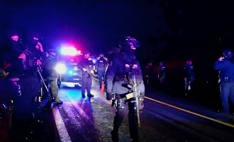 Balaceras entre civiles y ataque armado contra policías en cerro de Caltzontzin, Uruapan