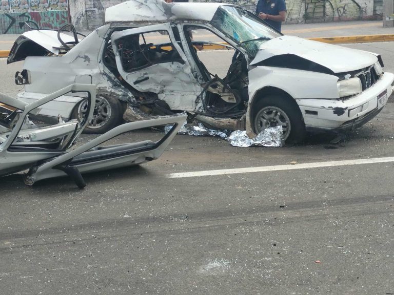 Padre e hija, las víctimas mortales del choque vehicular registrado a la altura de Villas del Pedregal