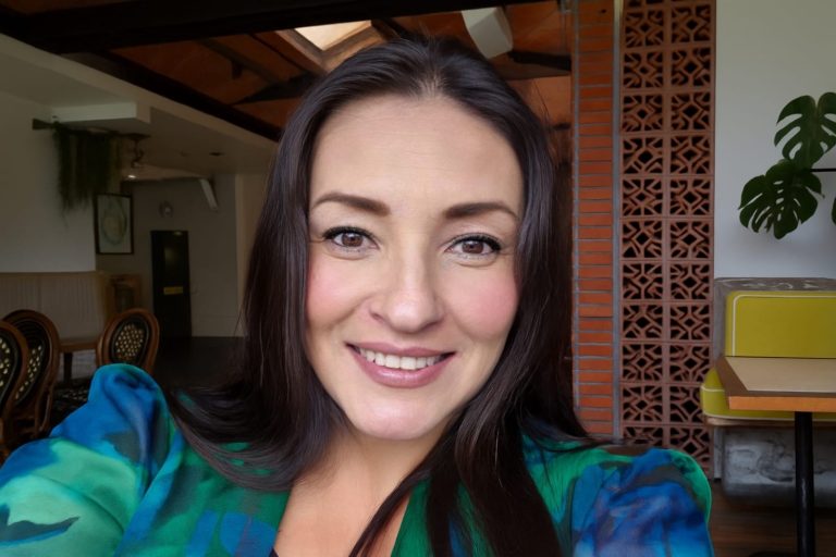 LA NUEVA COMPETENCIA: PENSAR SIN WI-FI