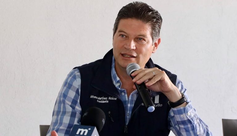 Refrenda Alfonso Martínez, respeto a la libertad de expresión