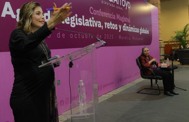 Insta Marcela Lagarde a la juventud michoacana a estudiar feminismo y reconocer su herencia histórica