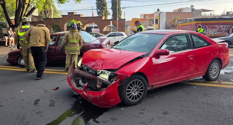 Dos lesionados tras aparatoso choque en Zamora