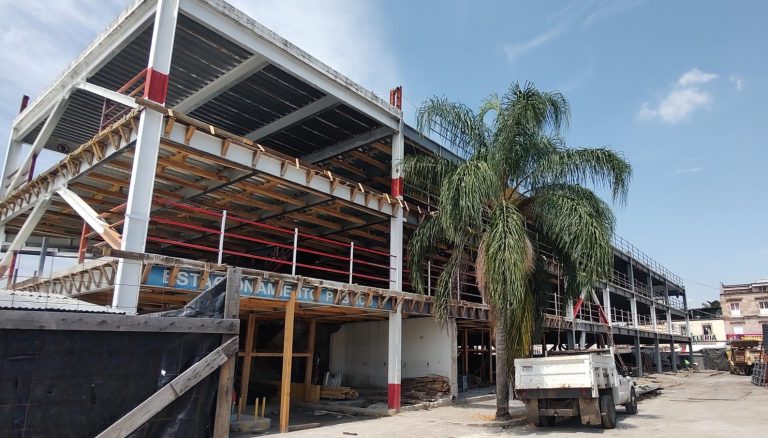 A finales del mes se entrega la obra del estacionamiento del Mercado Independencia