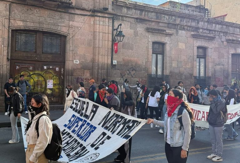 Directores de Normales que sean omisos ante proceder vandálico de estudiantes serán sancionados como cómplices