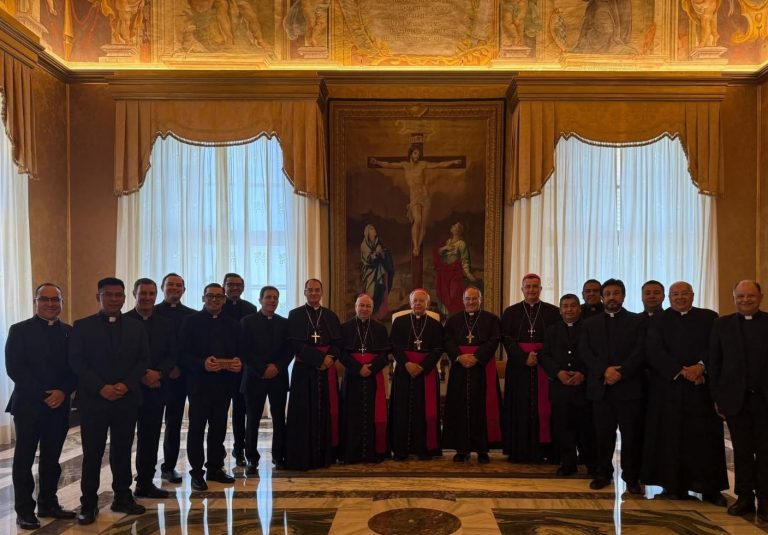 Abatir pobreza, inseguridad y logro de la paz, pendientes del gobierno de Claudia Sheinbaum: obispos