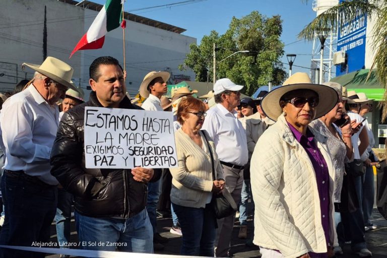 Se realizan marchas en Uruapan, Zamora, Zacapu y Coahuayana por Carlos Manzo