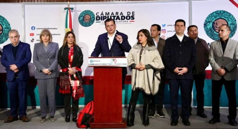 Que se investigue el móvil político en el homicidio de Carlos Manzo, insiste Guillermo Valencia a García Harfuch