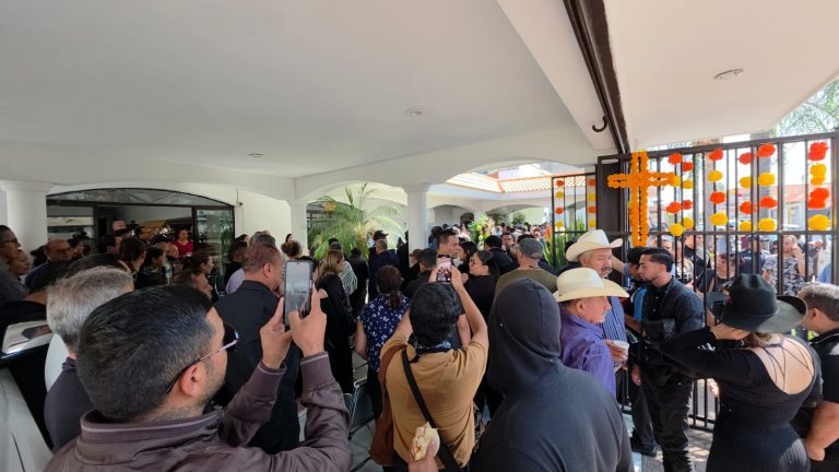 Este domingo darán el último adiós Carlos Manzo «El Bukele» michoacano