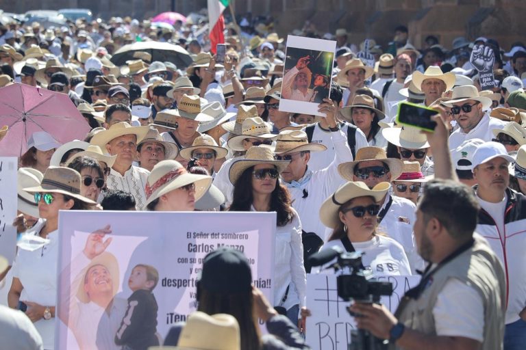 Saldo blanco por marchas en el estado