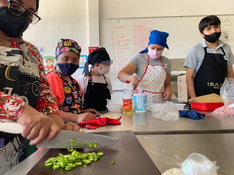 Atendidas, a más de mil 800 personas con discapacidad en Icatmi plantel Santa María