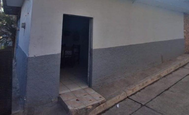 Delincuentes irrumpen en vivienda de Jacona y matan a un adolescente