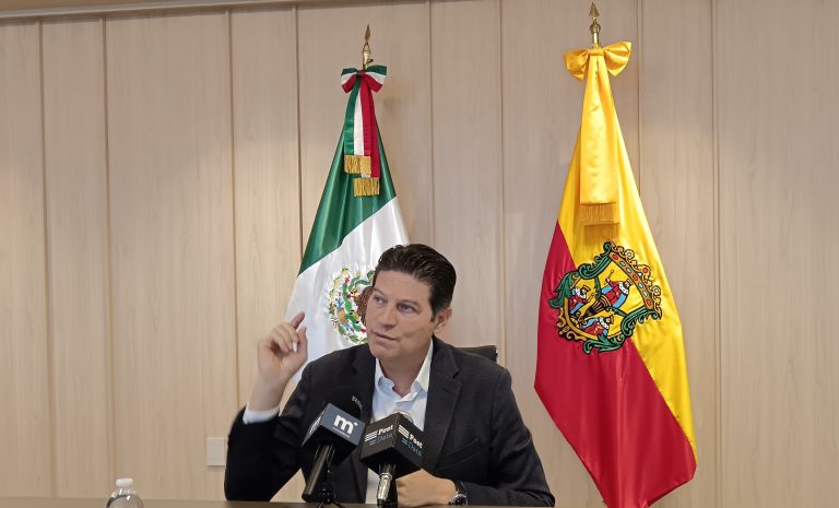 Condena Alfonso Martínez asesinato de Carlos Manzo y critica estrategia federal de seguridad